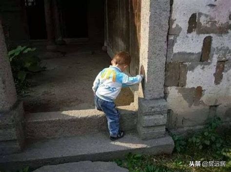 為什麼門檻不能踩|【門檻為什麼不能踩】揭開寺廟門檻秘密：為何不可踩踏？禁忌與。